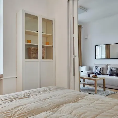 아파트 Gorskiego By Renters 바르샤바